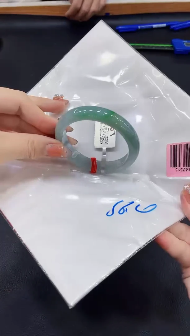 【闪购商品】翡翠手镯未镶嵌天然缅甸A货翡翠
