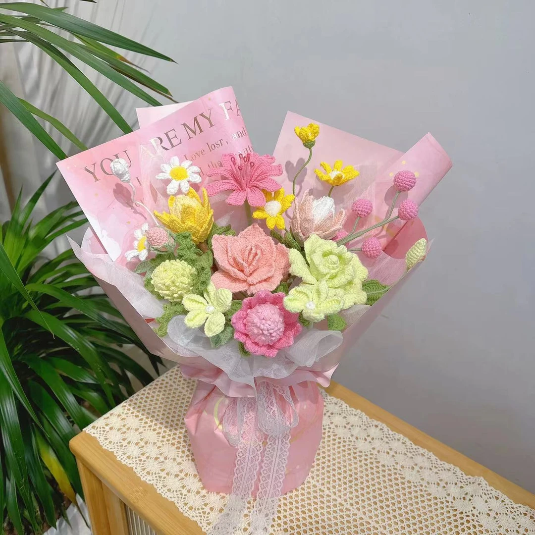 浪漫七夕礼直播间一对一搭配手工花束针织