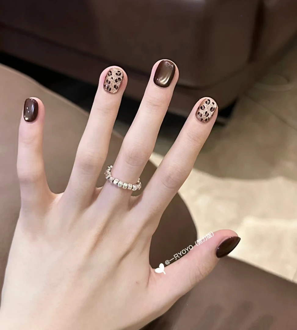 双色豹纹小灯泡猫眼甲油胶2024新款秋冬小灯泡玻璃珠猫眼脚趾美甲