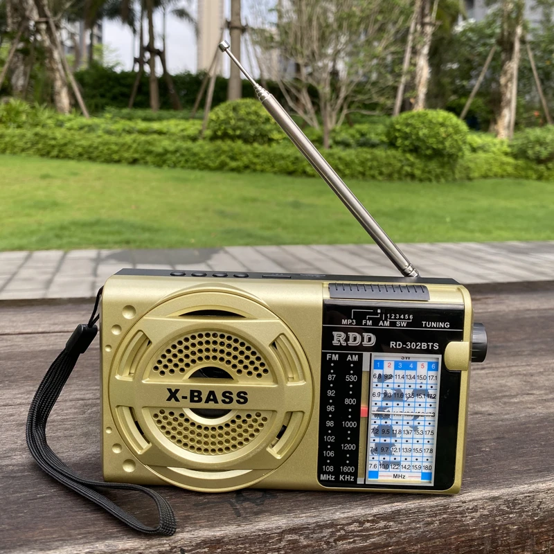 便携式多波段收音机FM中短波老人半导体蓝牙插卡MP3随身听可充电