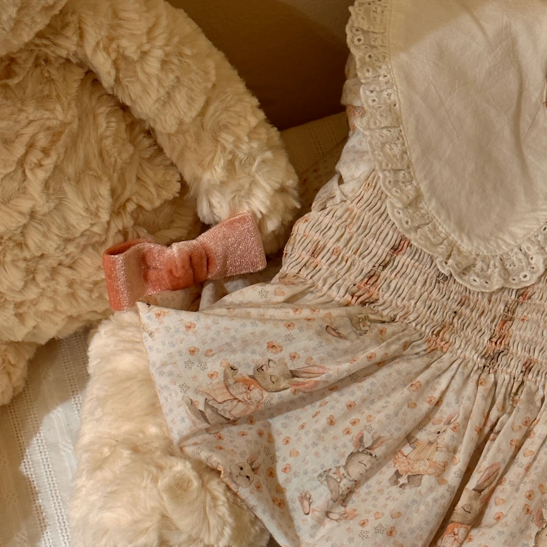 高高品好看的爬服宝宝