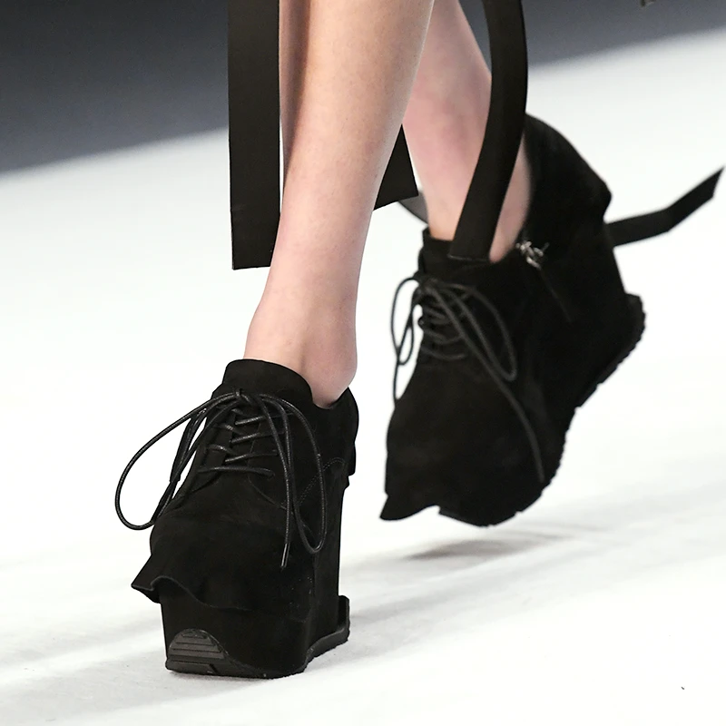 『淄素』KINGPINGBYWANG原创高水台黑色四季高级定制女厚底高跟鞋