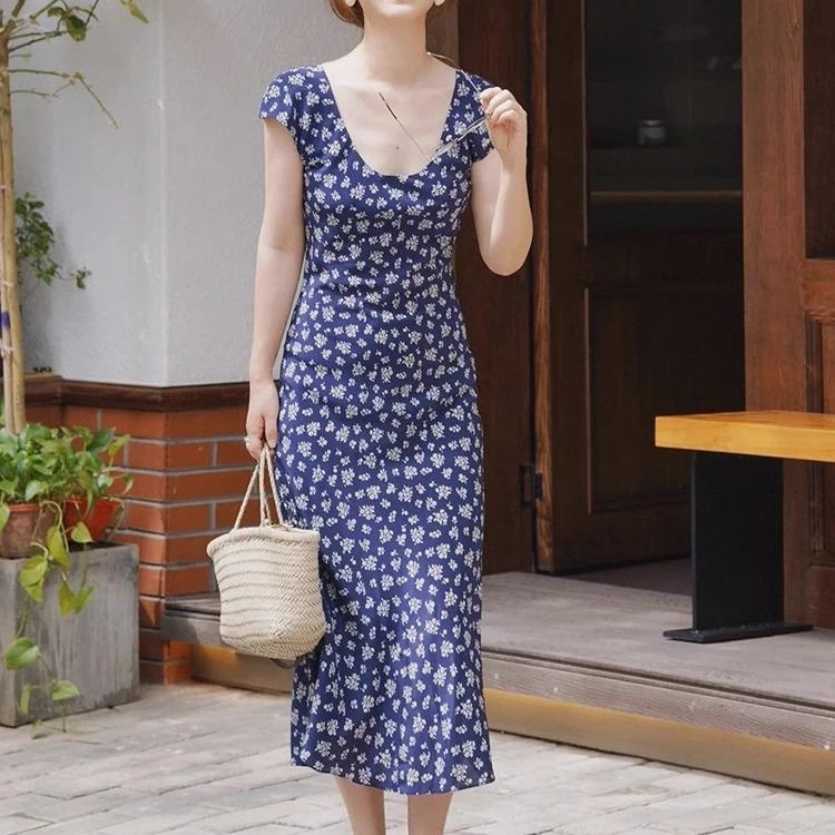 茶歇法式赫本连衣裙女夏季轻熟高级感洋气老钱风松弛感女装贵气