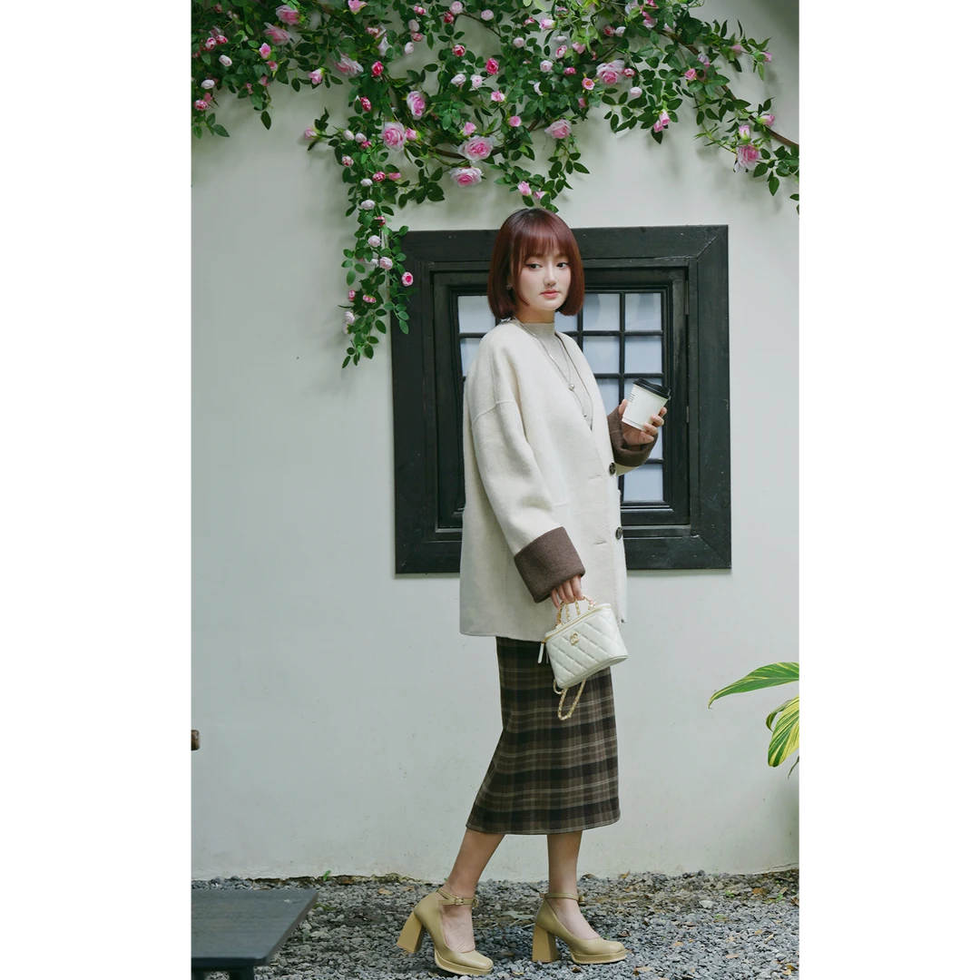 大衣2024冬季梦里人新款简约洋气时尚袖口拼色宽松外套8458-4276