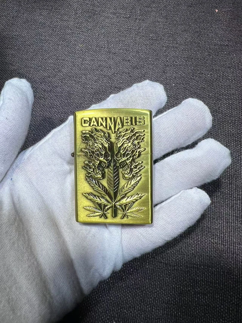 金属复古现货煤油叶子骷髅剑浮雕打火机（需自配油）