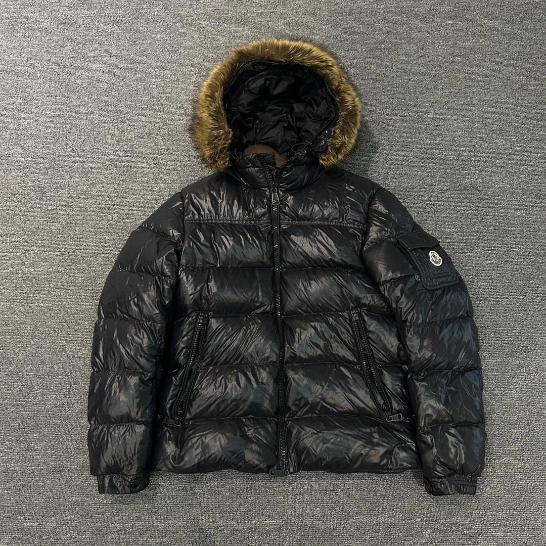 Moncler 蒙口 毛领拉链羽绒服 1码 99新 000146