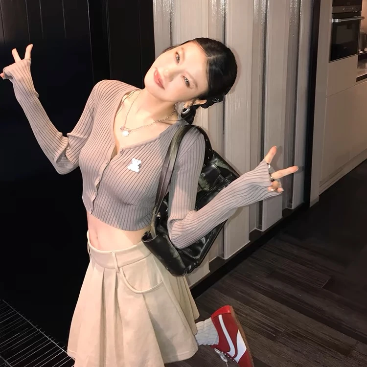 【朋克辣妹】时尚简约气质修身显瘦露背设计感上衣百搭小众半身裙