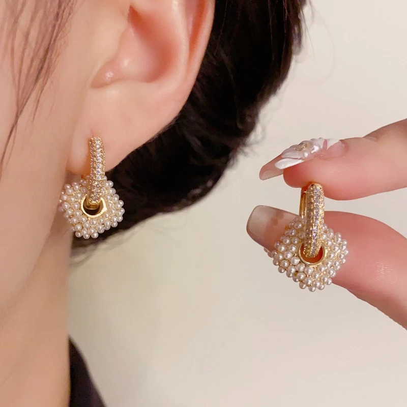 铜合金合成锆石耳饰 韩系温柔百搭一款两戴珠珠方形锆石耳扣930