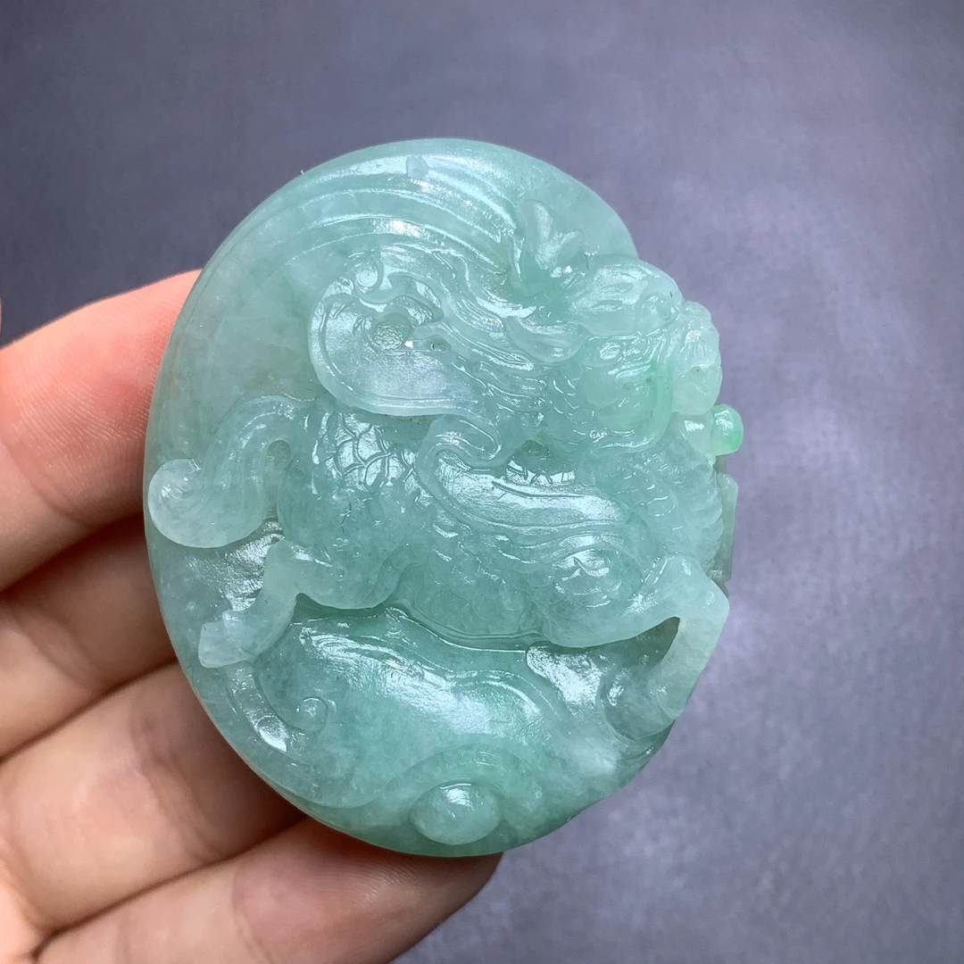 翡翠麒麟吊坠挂件抖音官方检测A货翡翠抖音基地发货