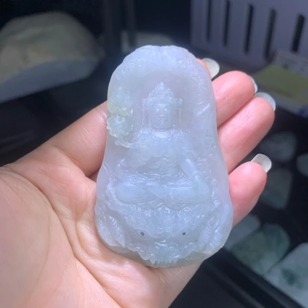 翡翠大势至观音抖音官方检测A货翡翠抖音基地发货雕刻精雕