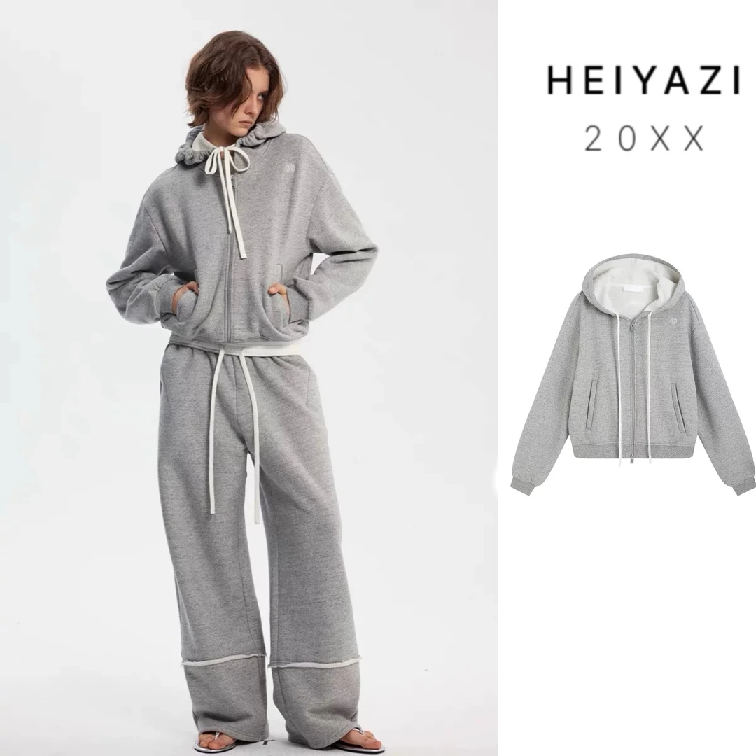 “UHOOWU”加绒连帽卫衣外套24AW——黑鸭子买手店