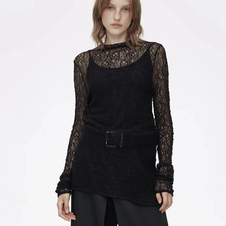 【AVVENN】2024冬季新品半高领外层弹力蕾丝肌理清透上衣AM90801565