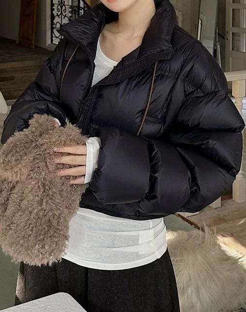 SYUGNA 设计师品牌 新款超短款立领鹅绒服 ———黑鸭子