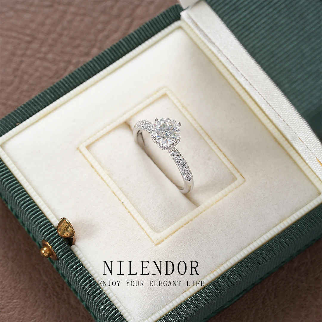 925银莫桑石戒指 D-58时尚经典手捧花百搭莫桑戒指