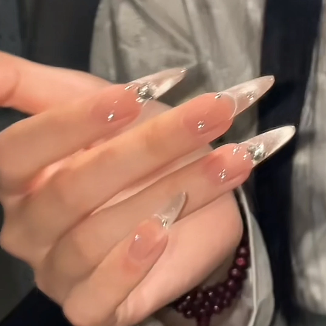 QIANYU NAIL/倩语美甲 【冰清玉洁】显白气质清透纯手工穿戴甲