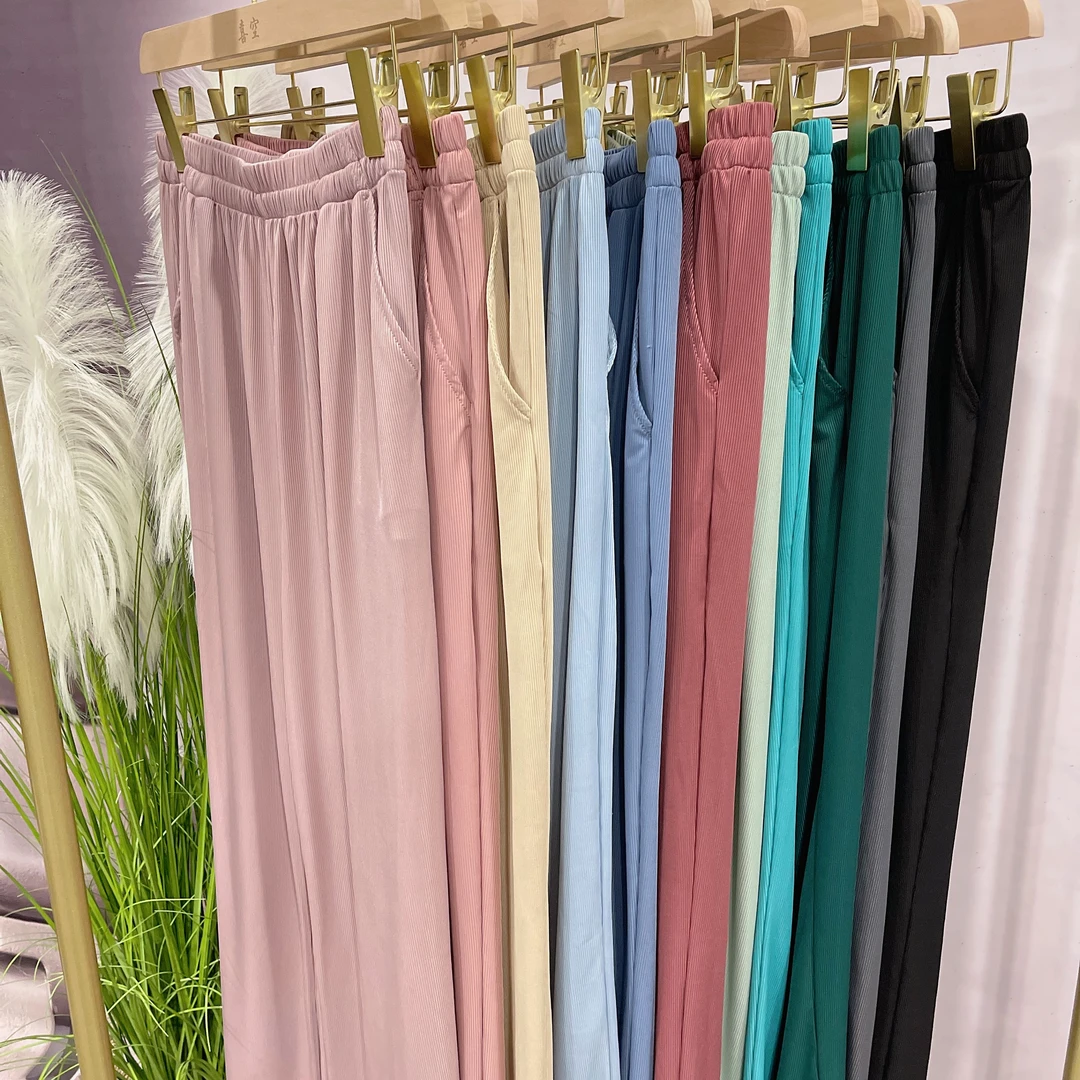 冰丝裤一条，颜色尺码随机发~