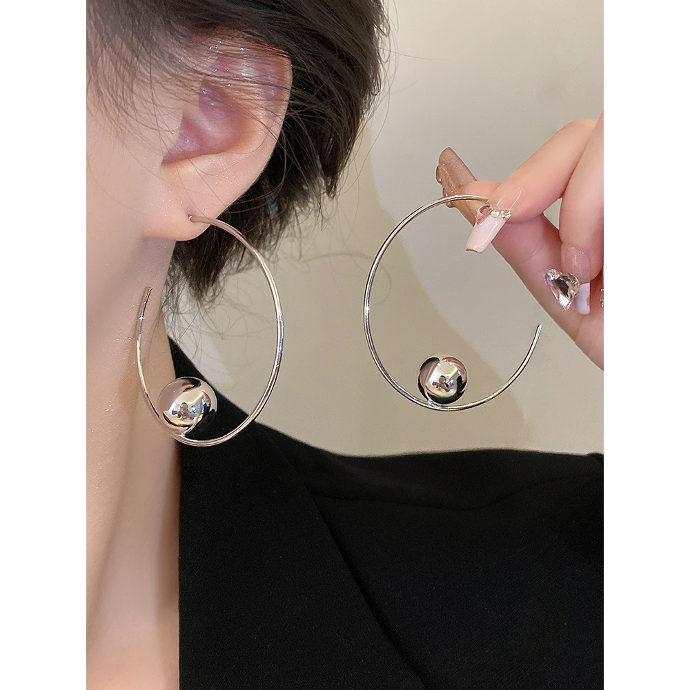 合金耳饰 夸张圆圈圈耳圈高级感气质冷淡风圆环个性耳环显脸小260