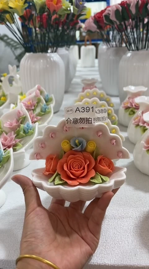【闪购商品】陶瓷手捏花-A391