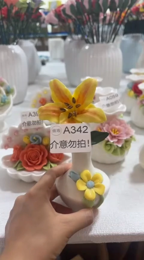 【闪购商品】陶瓷手捏花-A342