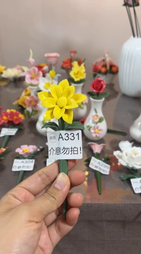 【闪购商品】陶瓷手捏花-A331