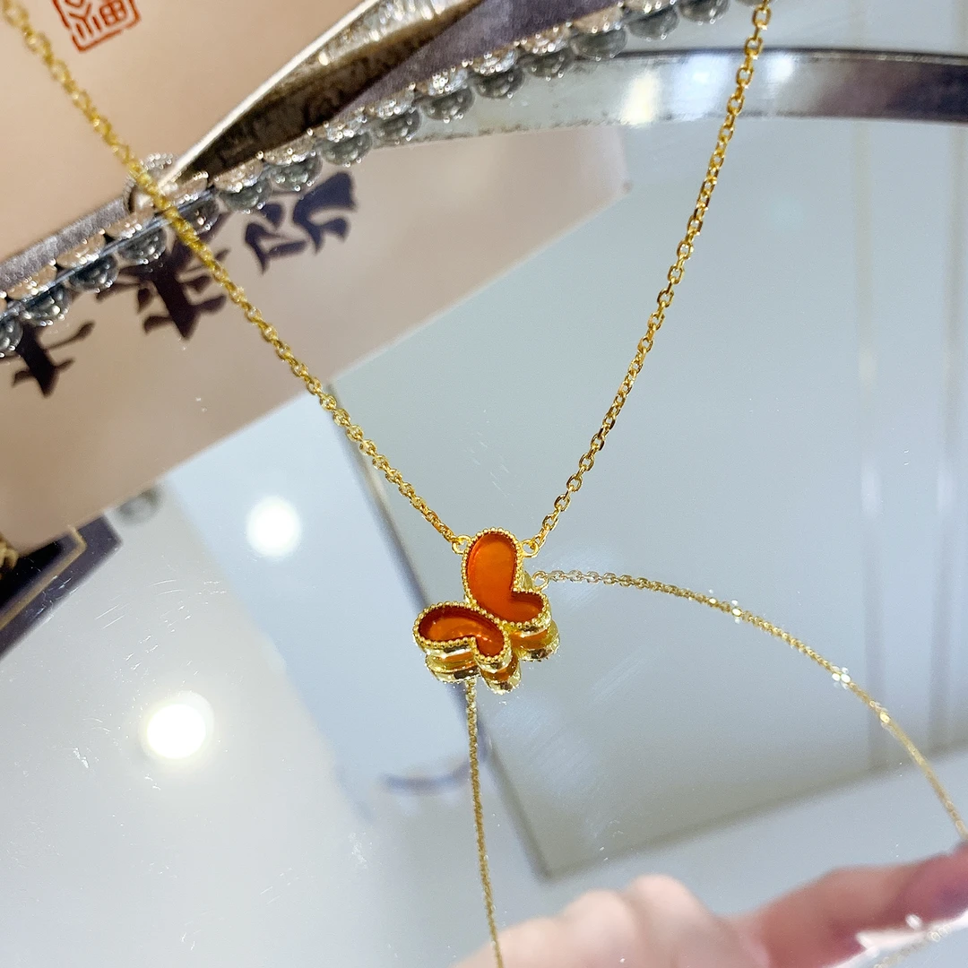精品 5G 足金轻奢气质百搭时尚显白红色镶嵌蝴蝶项链00660