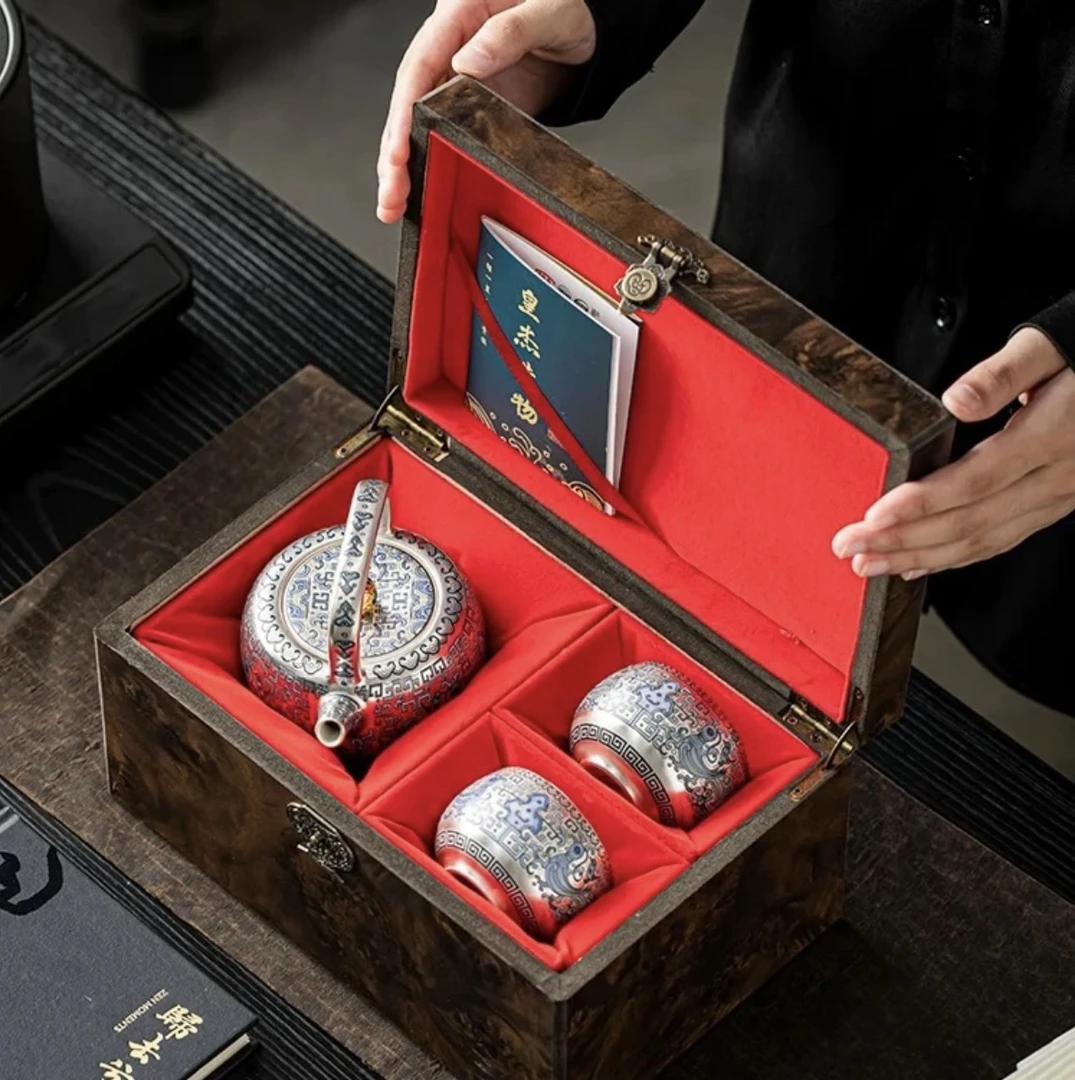 周鸿杰九天玄鸟一壶两杯