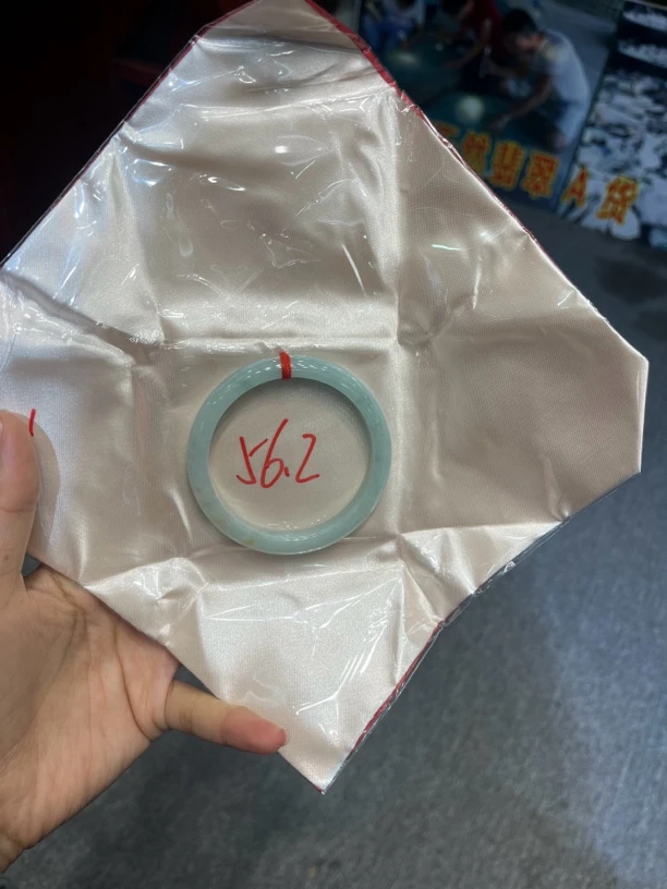 缅甸天然翡翠A货手镯56.2