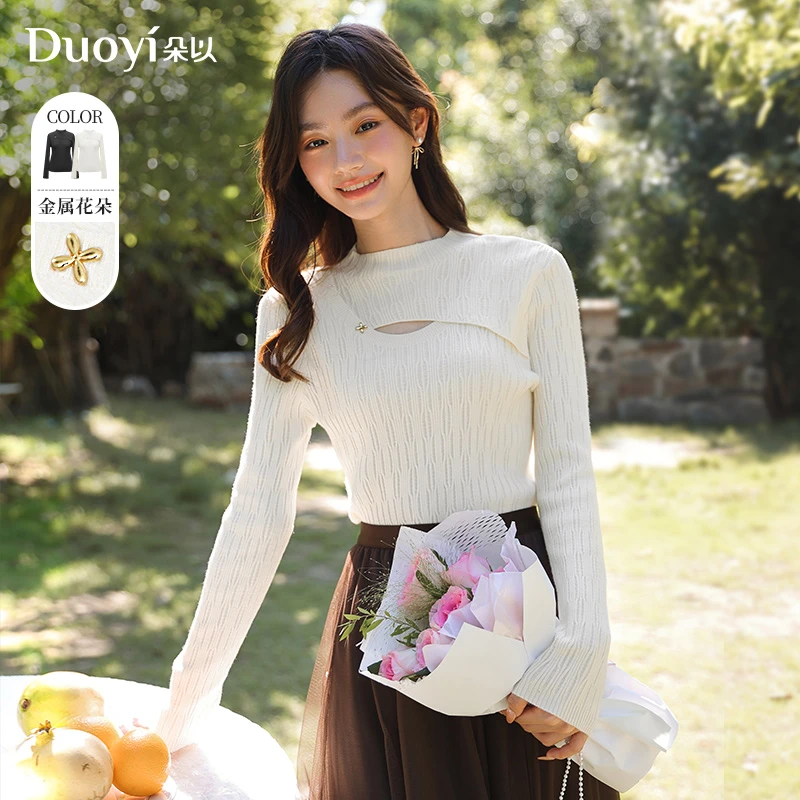 朵以2024冬季新款时尚镂空半高领长袖修身显瘦针织衫39VD542012