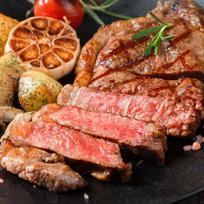 整切牛排 新鲜厚切调理牛排 1000g/包 6-9块左右+刀叉+8黄油+8酱