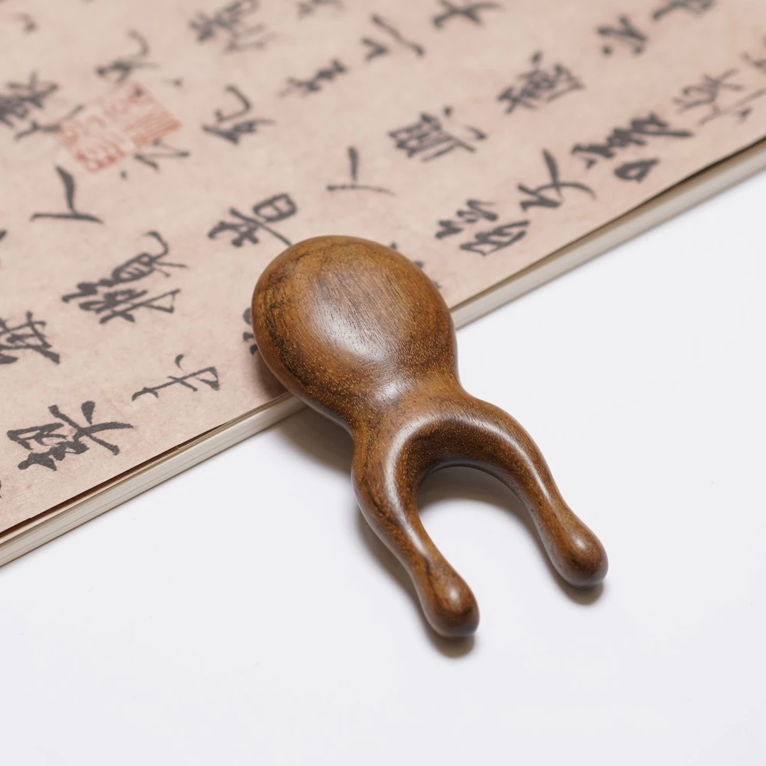 金丝檀青蛙按摩器ZC10A1718