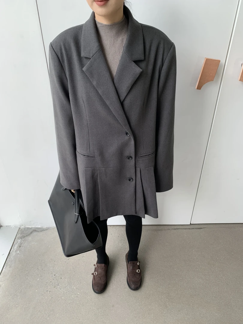 【人缘交际花】又是费了很多心思的miu风西装连衣裙款 6C370