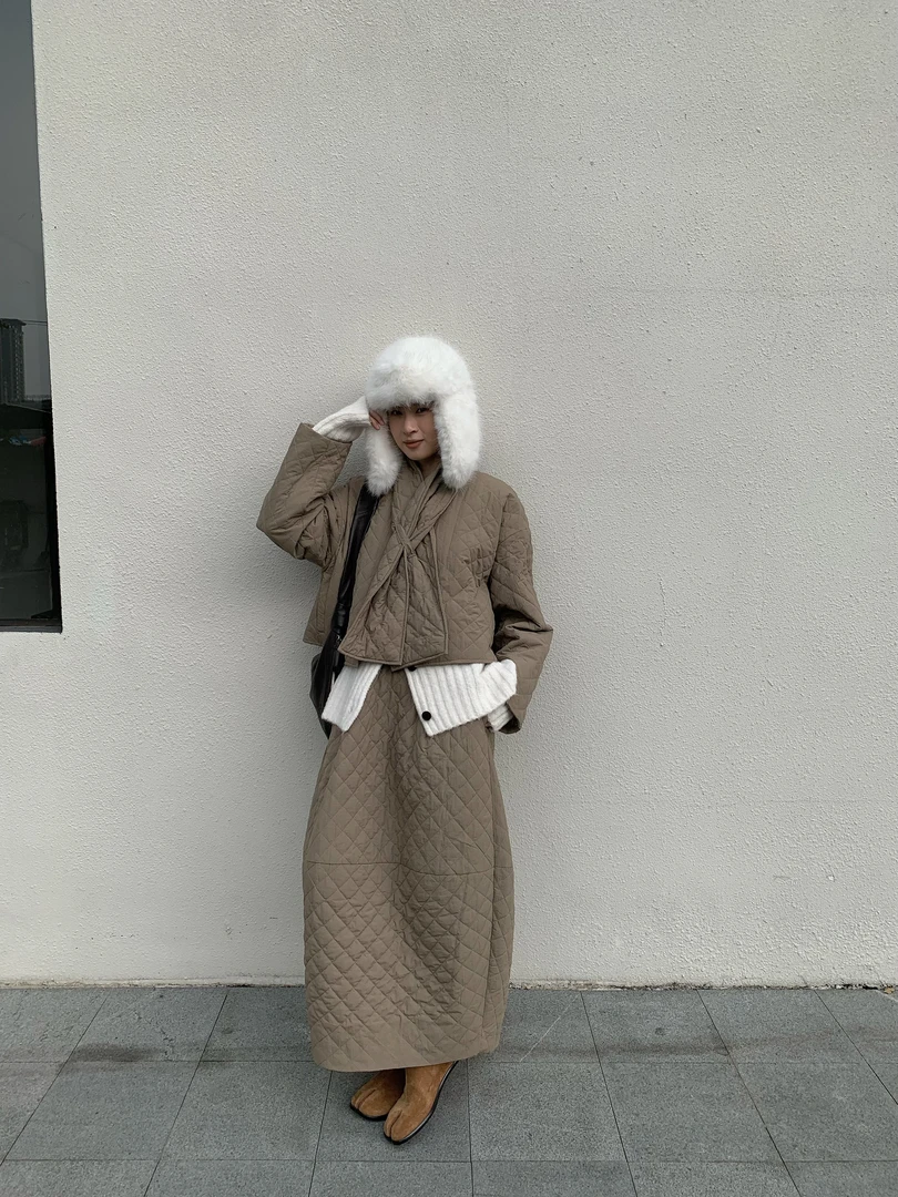 【福福清】法式时尚秋冬设计感菱格棉服外套带围巾  5M919