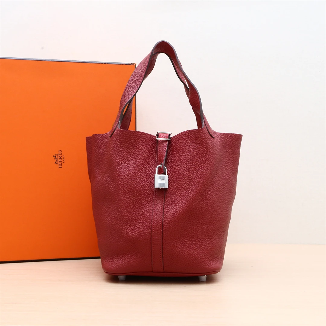 95新 Hermes/爱马仕 黑黑好价 302256Picotin 22 菜篮子单肩包