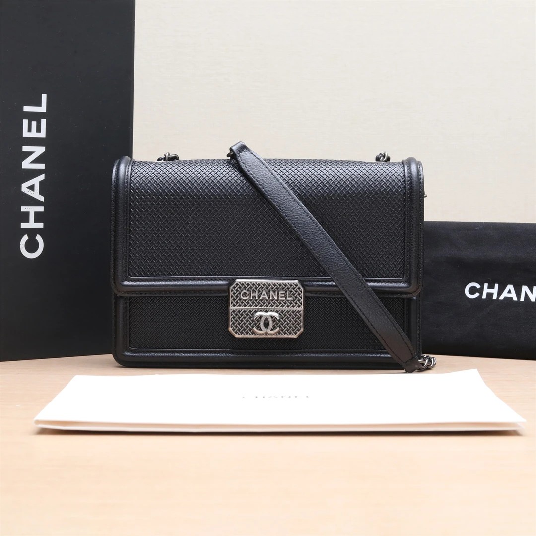 99新 Chanel/香奈儿  P224828362 单肩包