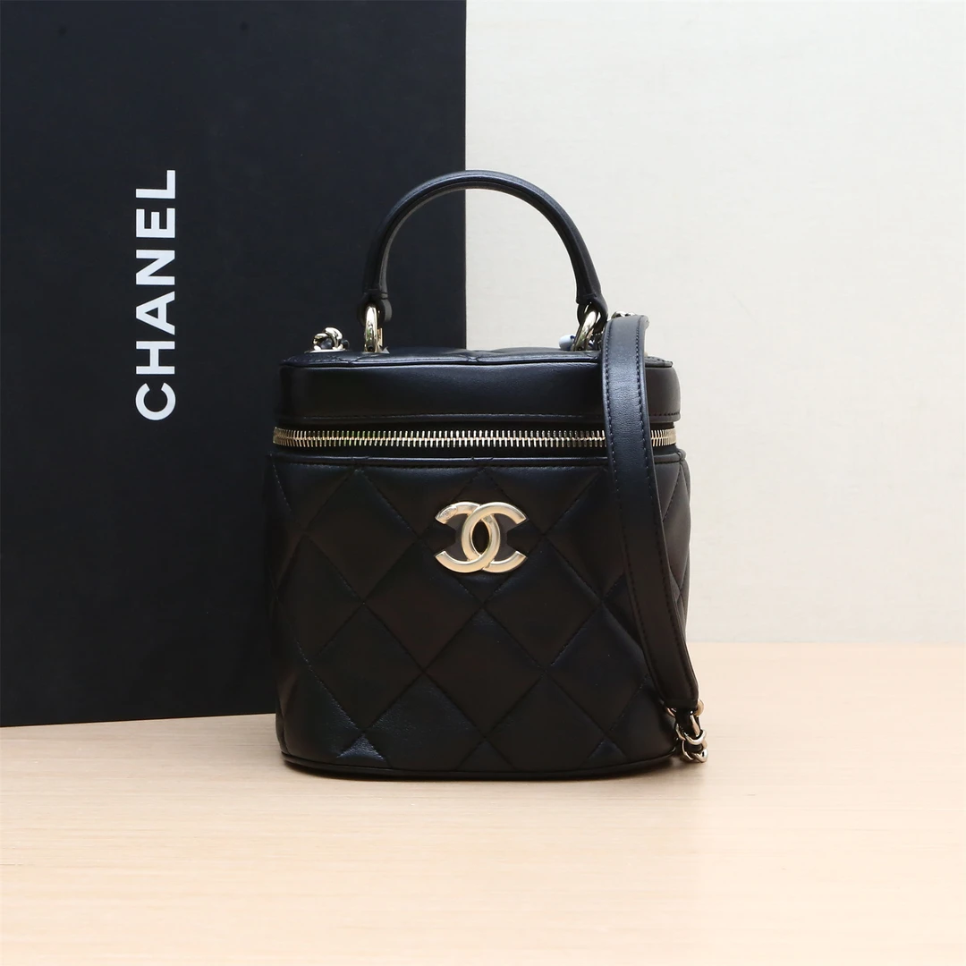 99新 Chanel/香奈儿 黑黑精选 P23424621720SS Trendy CC 化妆桶