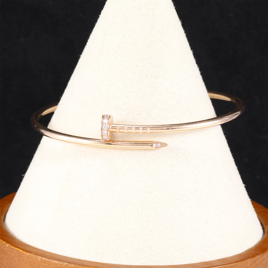 99新 Cartier/卡地亚 449054JUSTE UN CLOU 18K 细版20钻钉子手镯