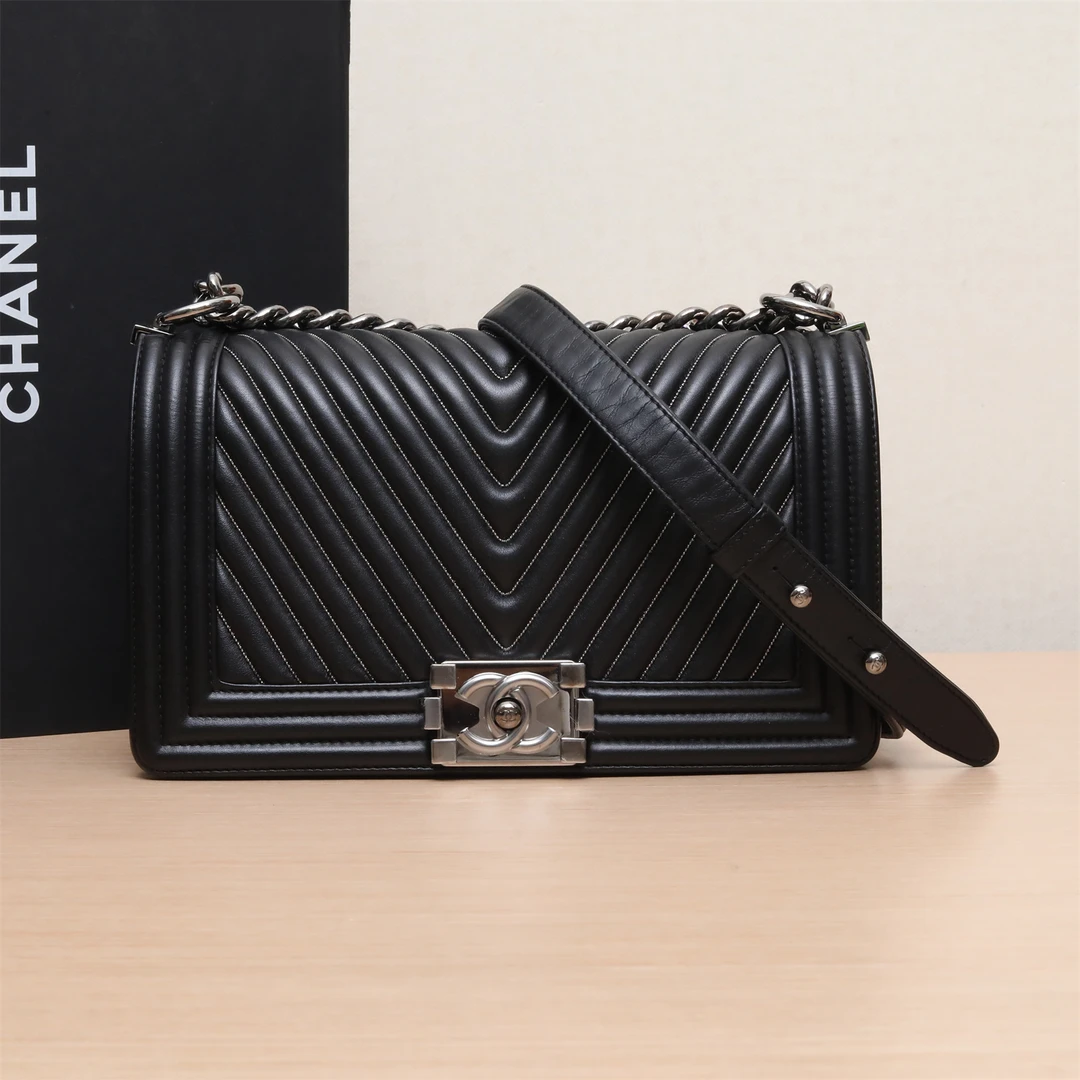 95新 Chanel/香奈儿 活动双双 Leboy 中号 黑色 荔枝皮革C 20开