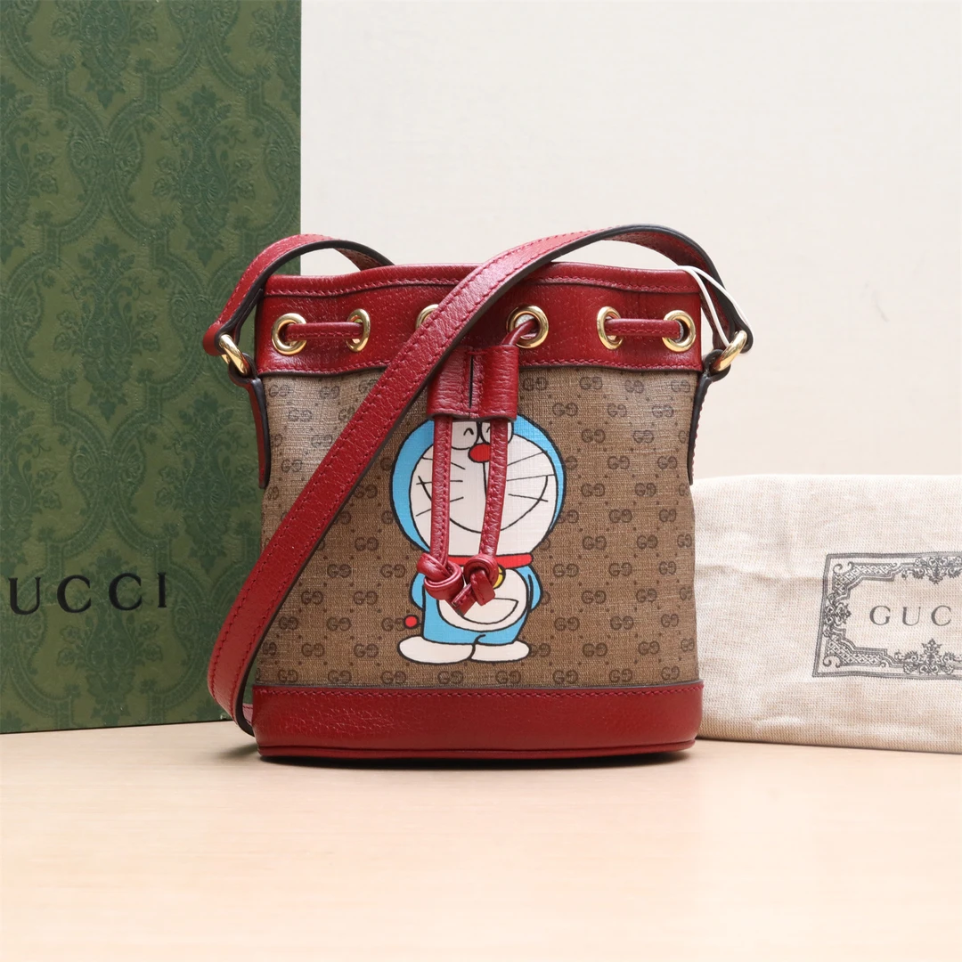 99新 GUCCI/古驰 518346Doraemon 哆啦A梦联名 抽绳 水桶包