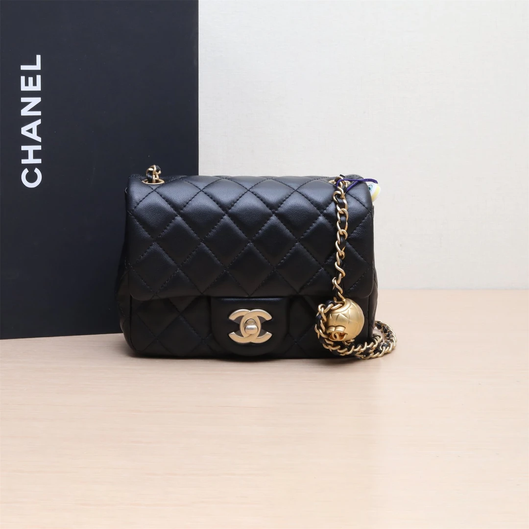 99新 Chanel/香奈儿 活动双双 方胖子黑色 金球调节扣 皮革S 30开