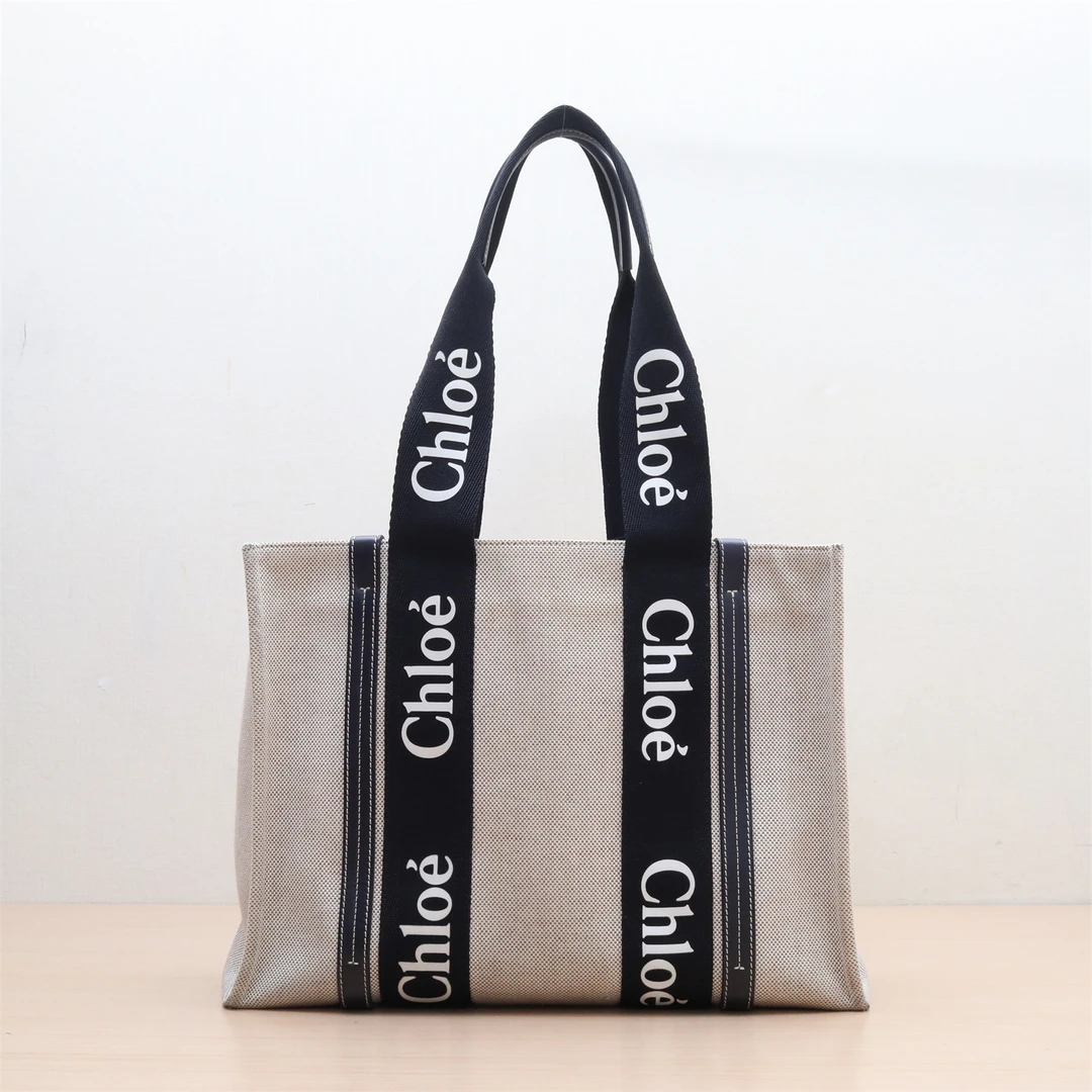 95新 Chloe/蔻依 黑黑精选 P234449100Woody Tote 中号 36 单肩包