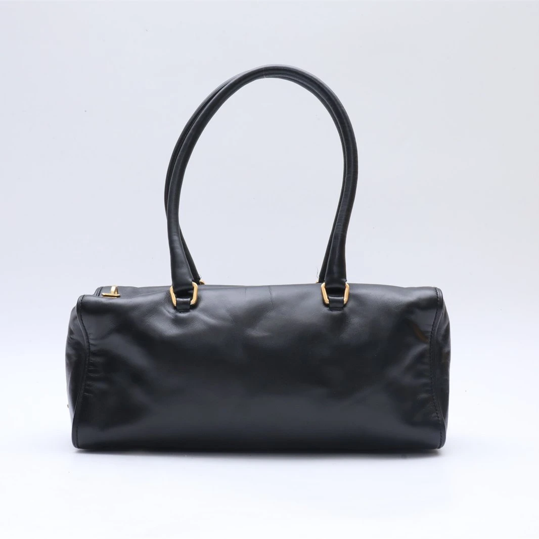 99新 Prada/普拉达 新粉449412油蜡皮 单肩 腋下包 黑色 皮革C