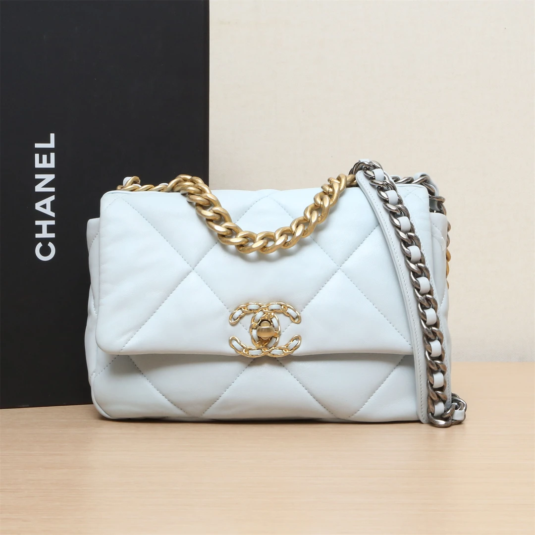 95新 Chanel/香奈儿 活动黑黑 P21308460019BAG 口盖包 小号芯片