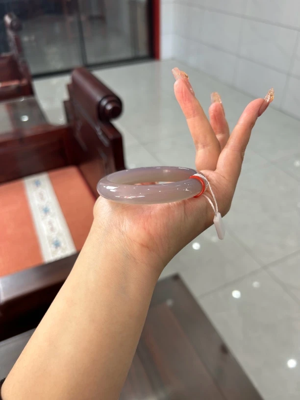 59.3圈口玛瑙手镯烟紫正圈天然原矿保真(一物一图 新店促销)F73