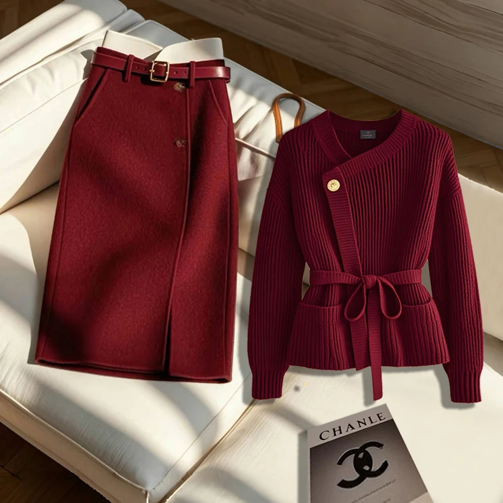 秋冬季穿搭一整套2024洋气时尚设计感收腰针织上衣高端半身裙女装