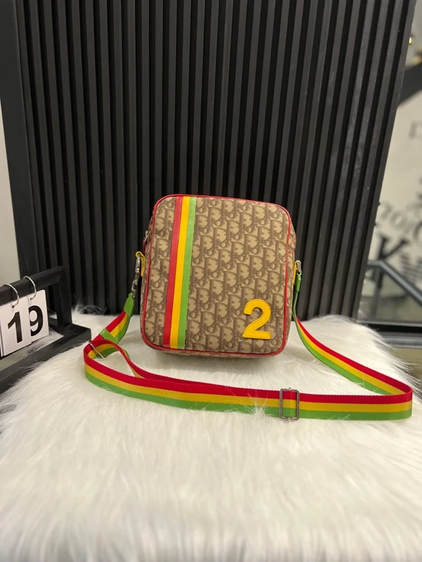 95新 DIOR/迪奥 斜挎包/牙买加相机包/中古