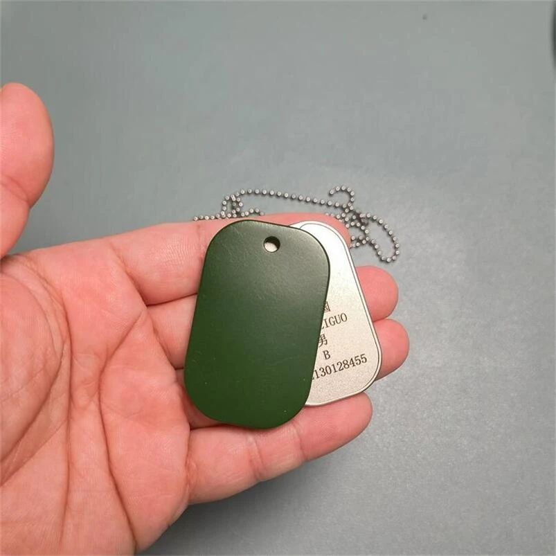 新款钛钢二维码身份牌定做户外防丢标识牌挂件狗牌项链绿壳NFC