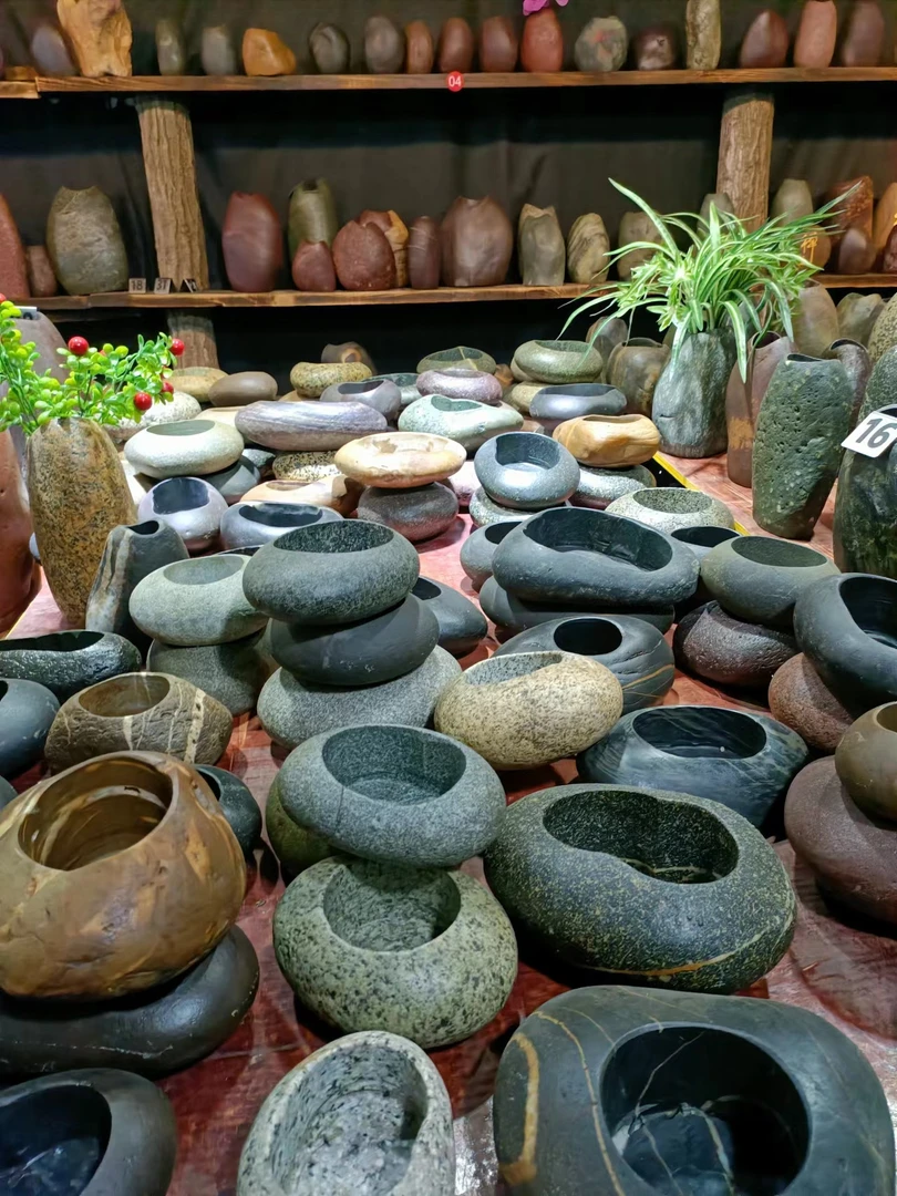 长江彩色鹅卵石盆、烟灰缸、盆景种植盆、花盆、收纳盆。