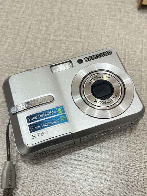 9新 Samsung/三星 三星s760 720w像素3倍变焦 人像冷白皮