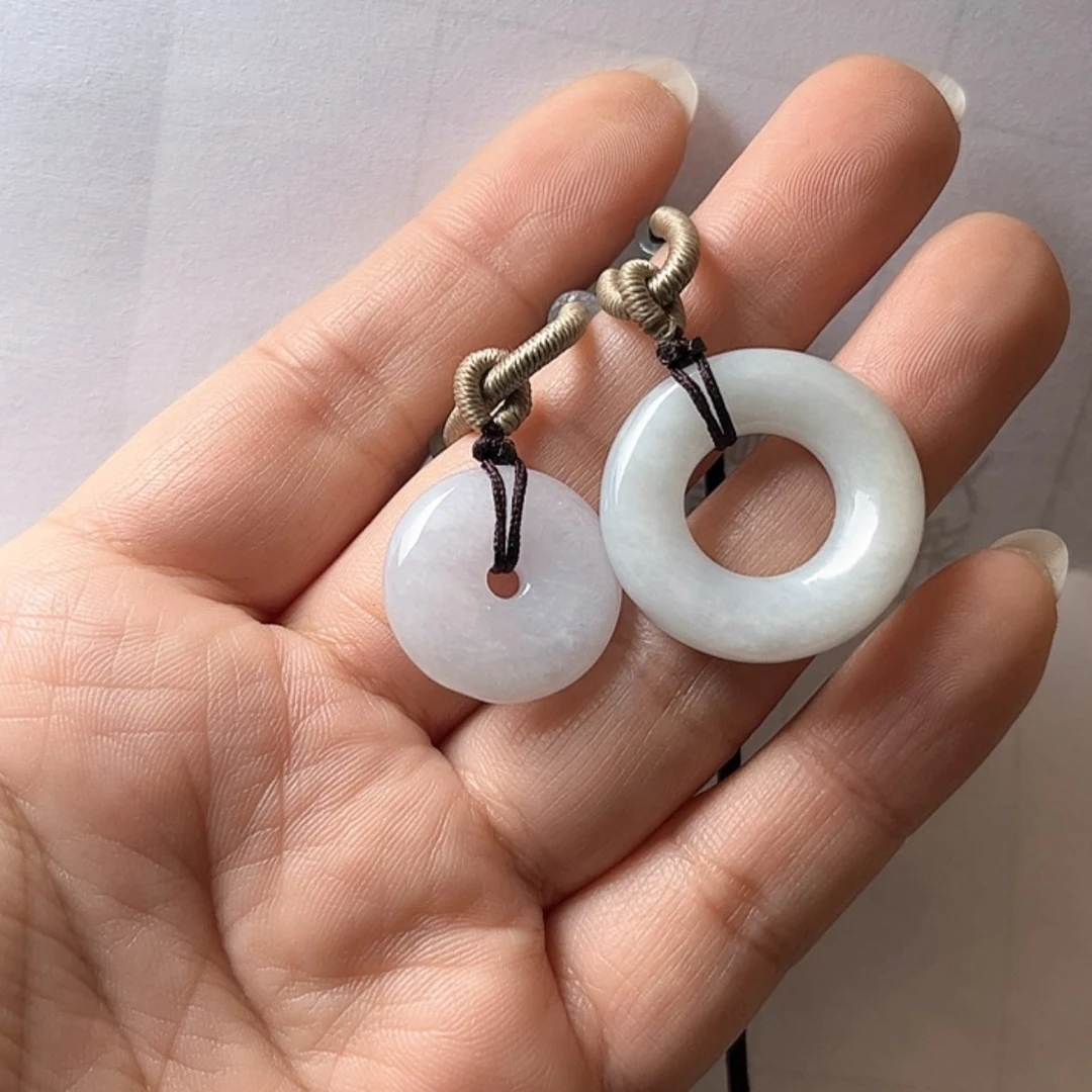 【闪购商品】翡翠颈饰未镶嵌小*?