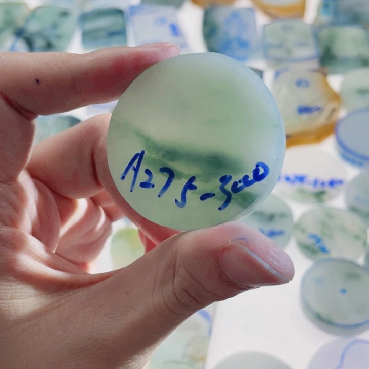 定制翡翠未镶嵌定制